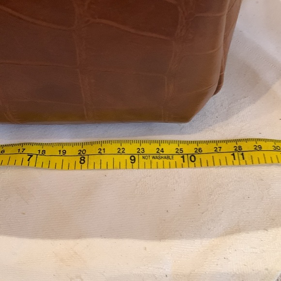 CORNELL LEATHER PURSE - Picture 9 of 11